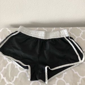 Running shorts